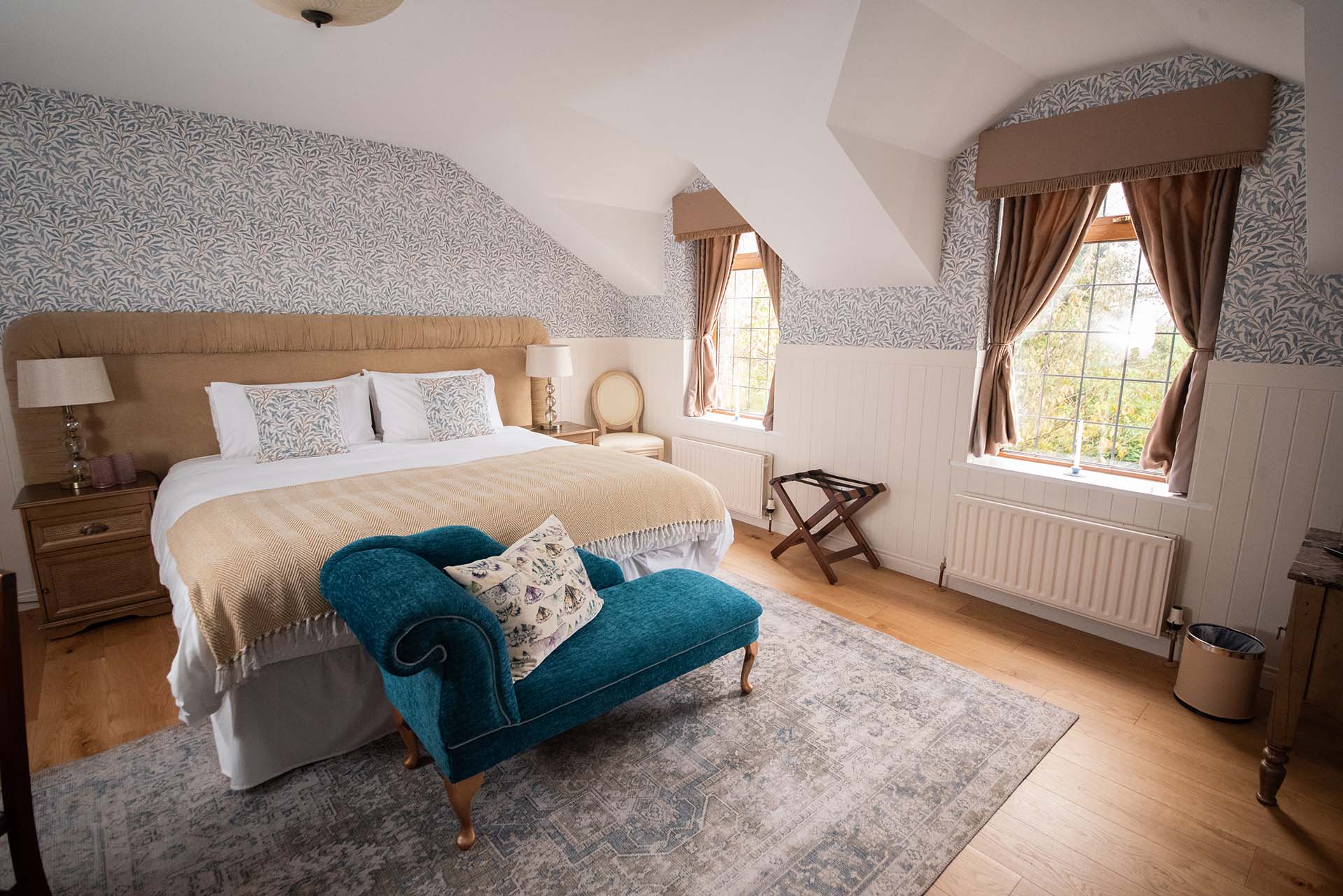 The Blue Room | Elegant Getaway at Blackwell House